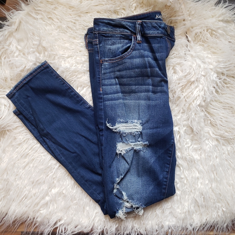AEO Dark Wash Distressed Jeggings